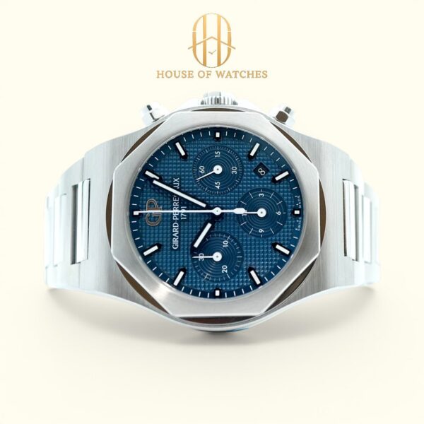 Girard Perregaux Laureato Chronograph 42 Blue 81020-11-431-11A