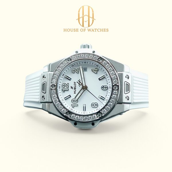 485.SE.2010.RW.1204 White